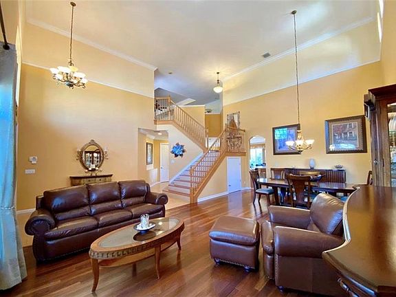 4th image of 2985 SW Newberry Ct
