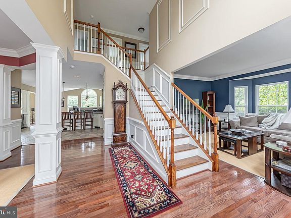 5th image of 229 Jennings Ct