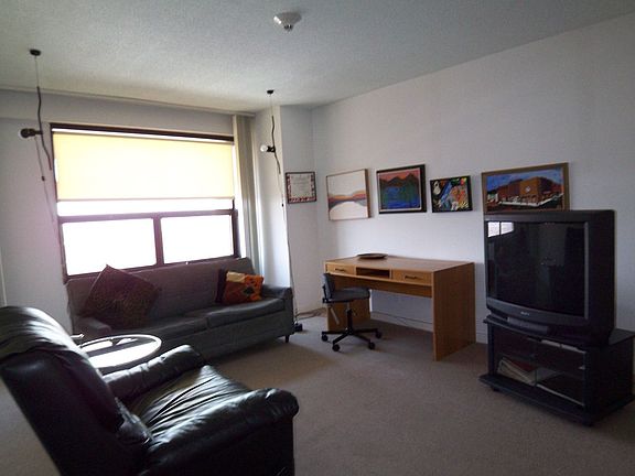 3rd image of 2 Claridge Dr #9MW-926
