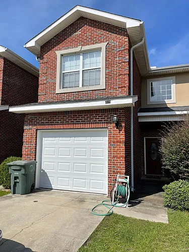 319 Eagle Lndg Photo 1