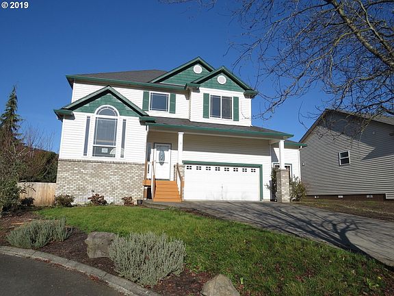 2nd image of 2606 NE 91st St