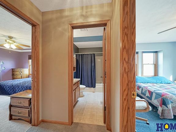 3rd image of 6800 Leisure Ln