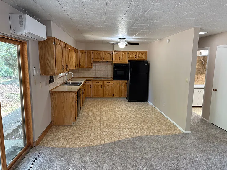 1575 S Marshall St — Photo 14