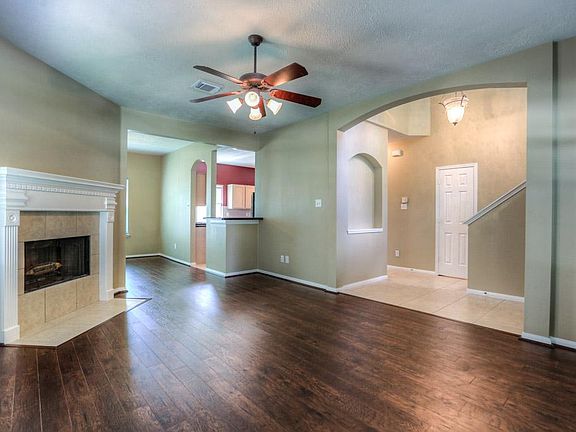 4th image of 38 E Misty Dawn Dr