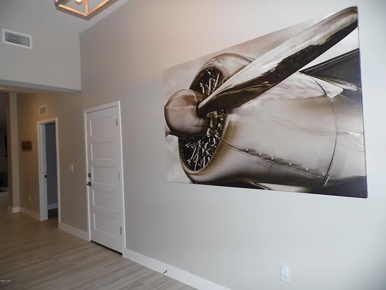 2515 Tradewind Dr — Photo 12