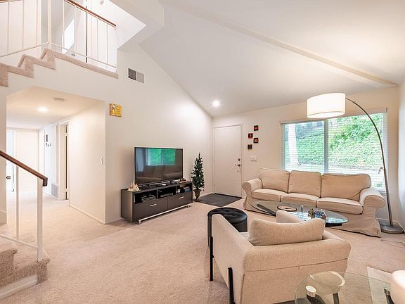 4th image of 6837 E Poppyview Dr