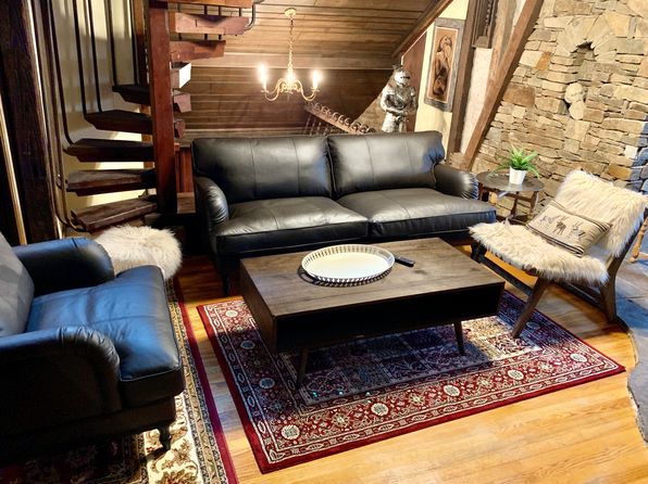 (undisclosed Address)