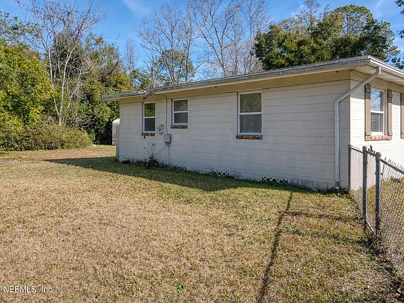 5th image of 6549 SOLANDRA Drive S