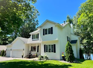 11150 Lake Point Dr, Chisago City, MN 55013