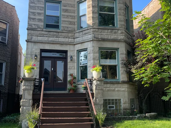 3012 W George St, Chicago, IL 60618