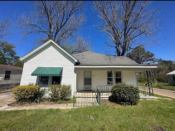 2nd image of 1425 Schoolhouse Ave