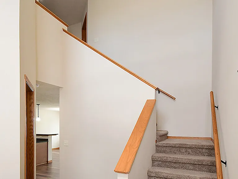 806 W Desert Vista Dr — Photo 5
