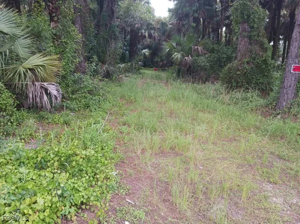 1975 Everglades Blvd S, Naples, FL 34117