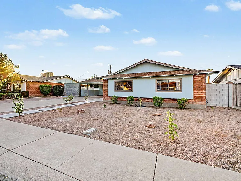 8436 E Cambridge Ave — Photo 7