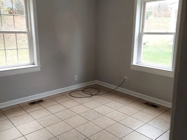 2210 Haden St — Photo 12