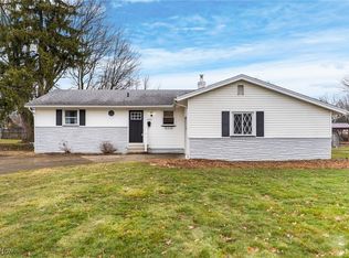 4314 Kerrybrook Dr, Youngstown, OH 44511