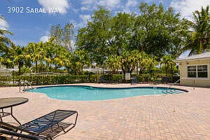 3902 Sabal Way — Photo 2