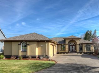 1385 Ranier Loop NW, Salem, OR 97304