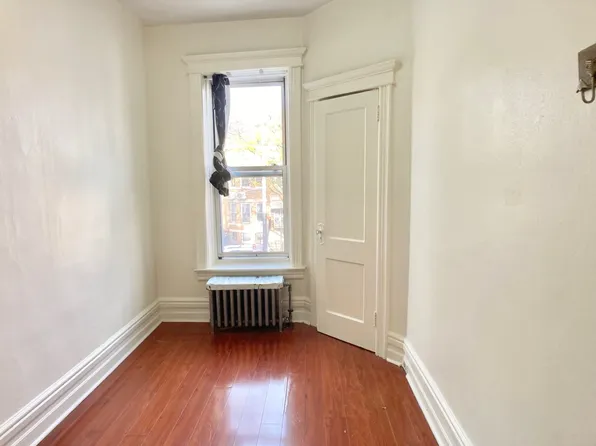 752 54th Street image 6 of 11