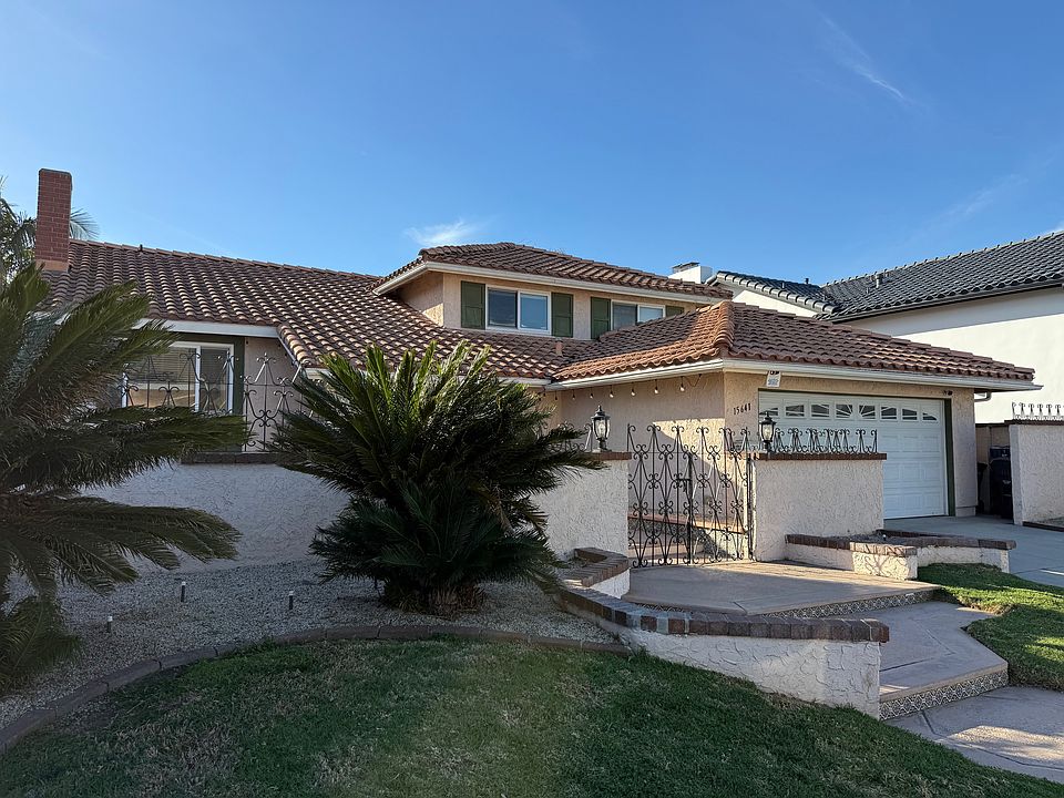 1st image of 15641 Sunburst Ln