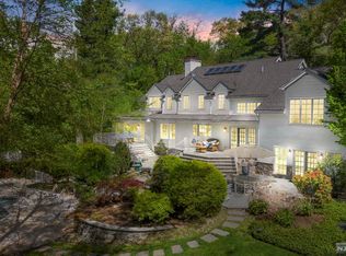 225 Wearimus Rd, Ho Ho Kus, NJ 07423