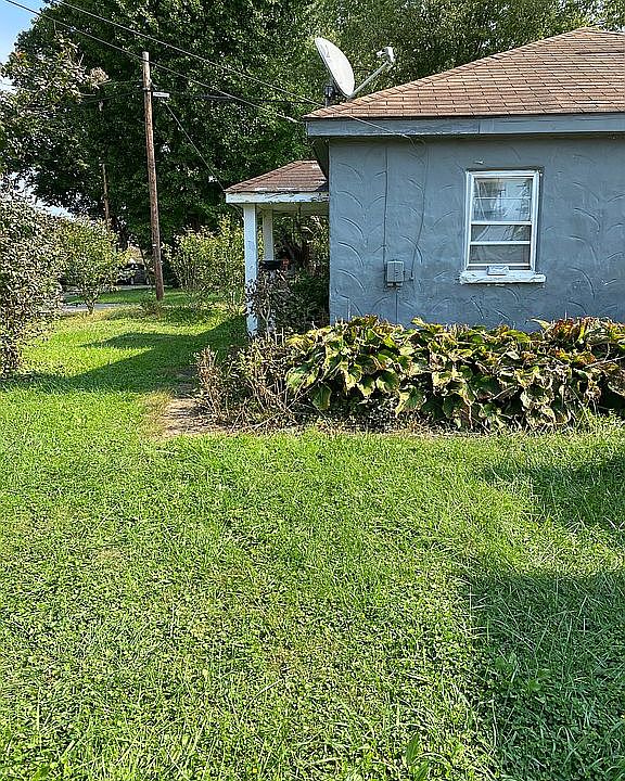 2nd image of 128 Kensington Ave