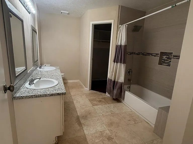 7219 Caddo Lake Ln — Photo 13