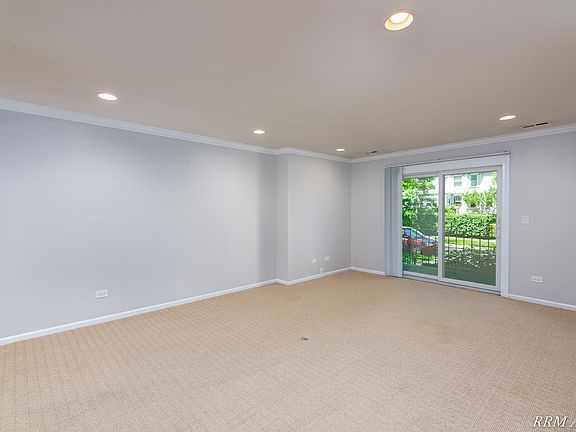 2nd image of 144 W Park Ave #106