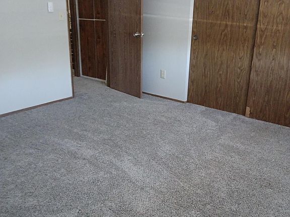 4th image of 17218 5th Ave E