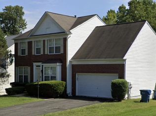 5871 Moonbeam Dr, Woodbridge, VA 22193