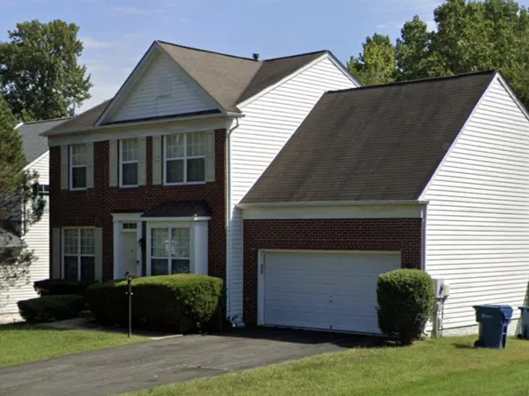 5871 Moonbeam Dr, Woodbridge, VA 22193