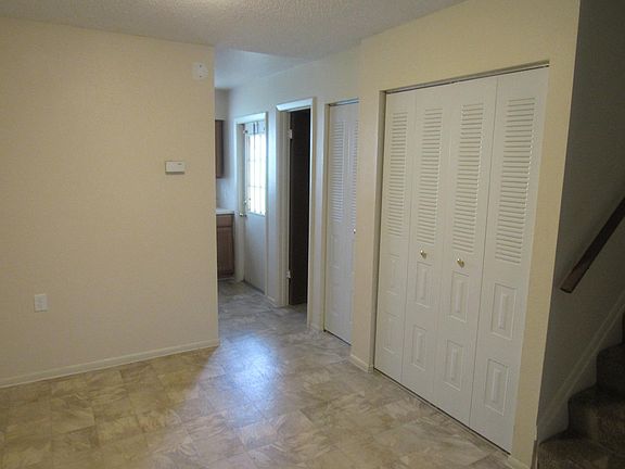 3rd image of 41 Herald Dr