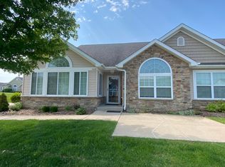 5225 E 109th Pl, Winfield, IN 46307