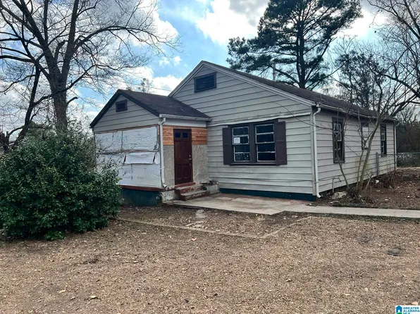 4906 Saks Rd, Anniston, AL 36206