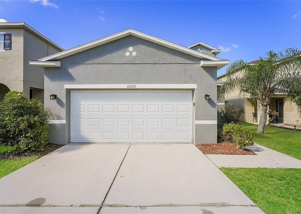 1st image of 12125 Fox Bloom Ave