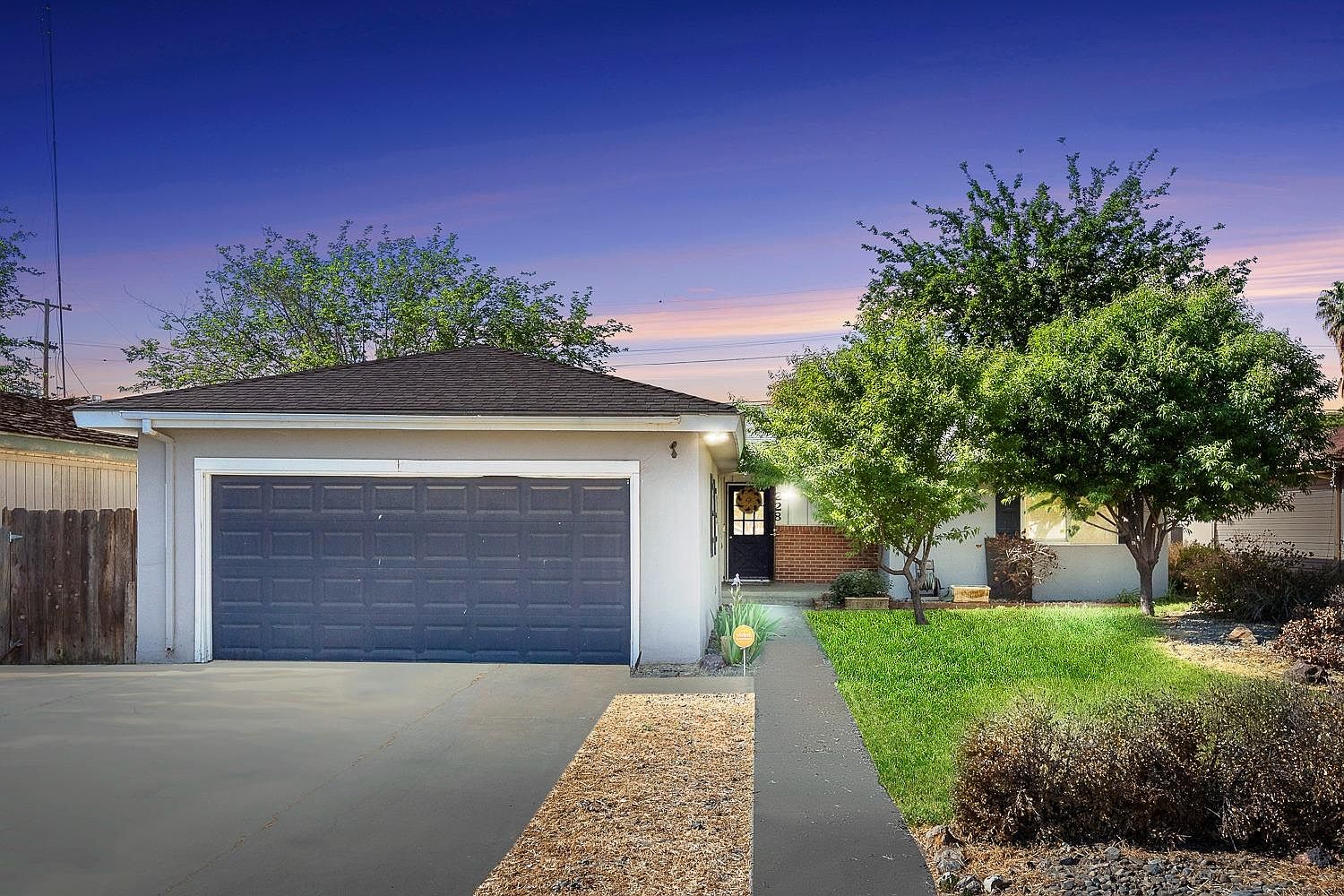 228 E Walnut Ave, Coalinga, CA 93210 Zillow