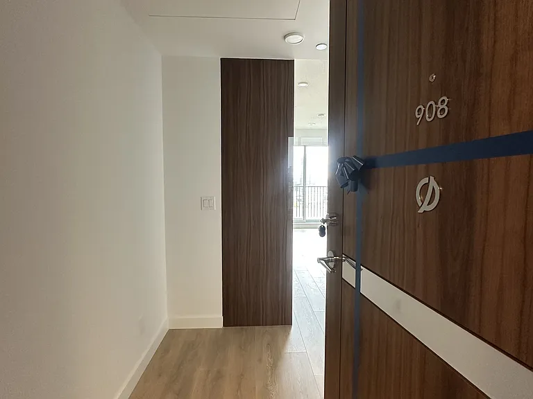 18 Esther Shiner Blvd #908 — Photo 3