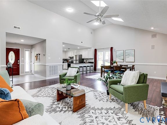 5th image of 4330 Dunraven Rd