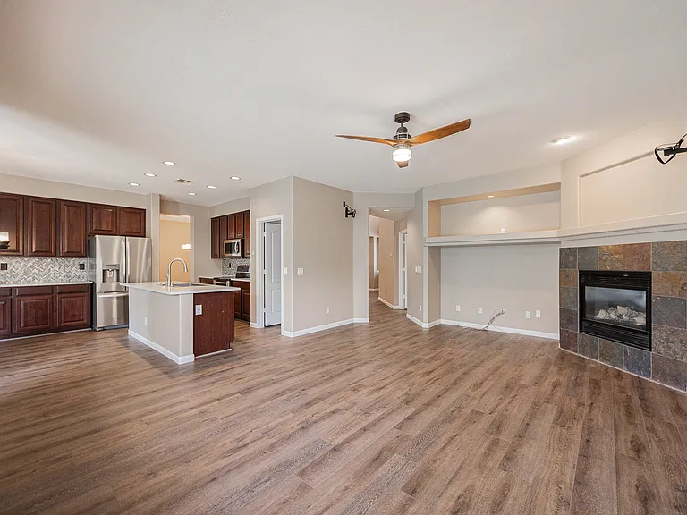 6539 W Jomax Rd — Photo 5