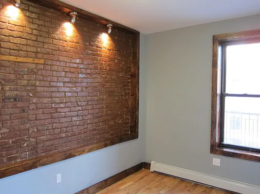 Rented by Midbrook Realty, LLC | media 24