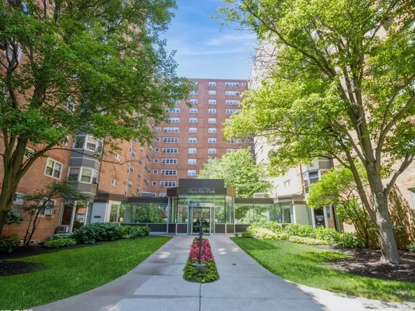 4970 N Marine Dr APT 523, Chicago, IL 60640