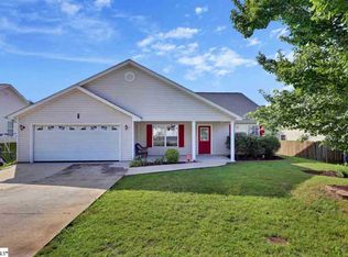 1704 Sweet Apple Ct, Fountain Inn, SC 29644