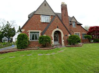 1811 Lincoln Dr, Flint, MI 48503