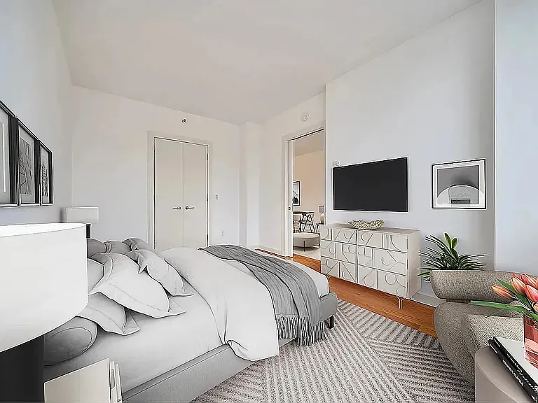 222 E 111th St #8BB — Photo 4