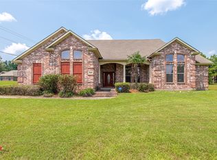 10140 Canyon Oaks Dr, Keithville, LA 71047