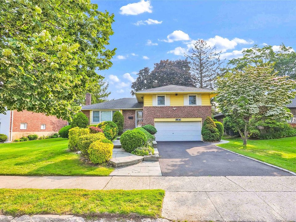 1st image of 906 Bromton Drive