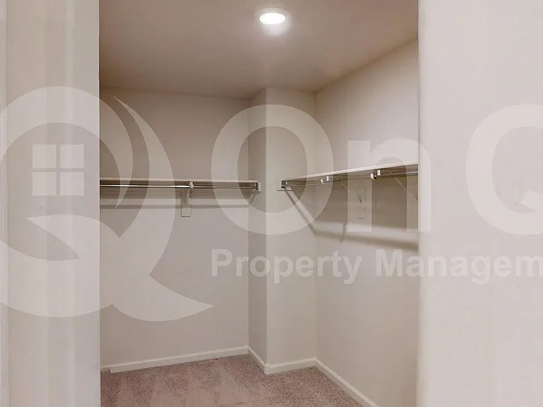 2064 E Velvet Pl — Photo 22