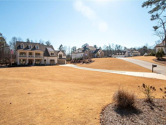 2nd image of 4184 Thompson Mill Rd