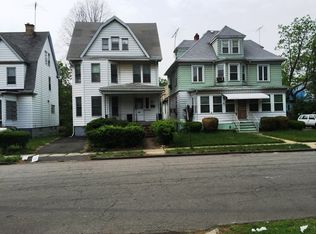 33 Eppirt St, East Orange, NJ 07018