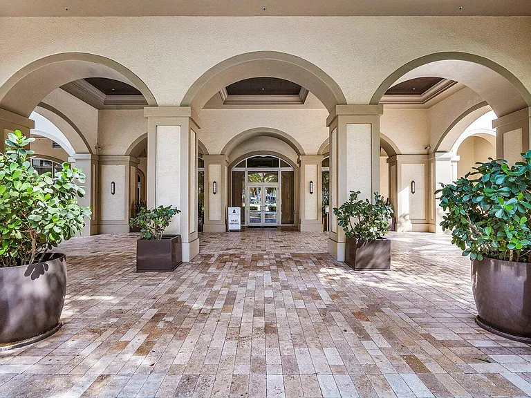 550 Okeechobee Blvd #1809 — Photo 38